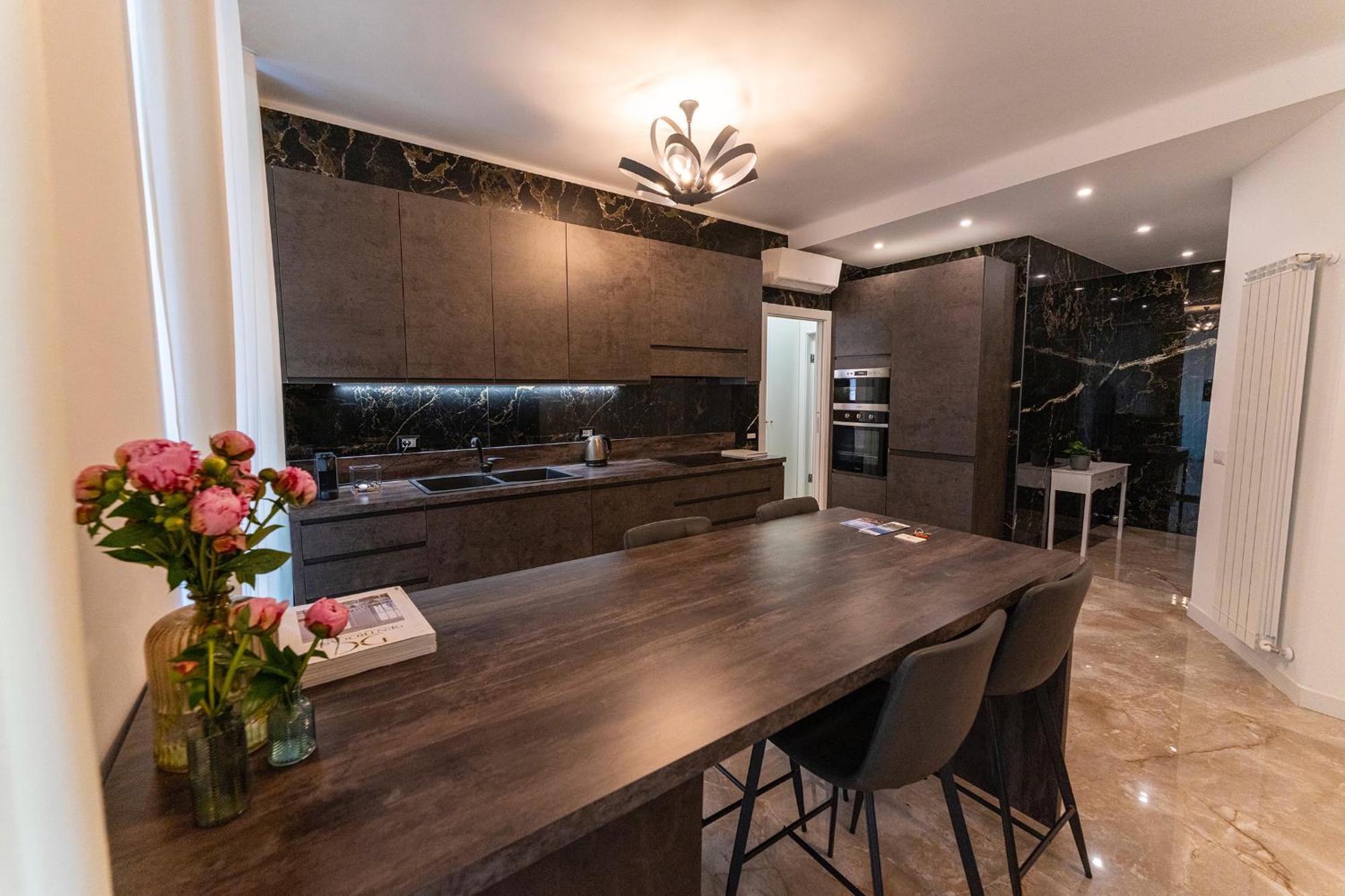 Magic Place Bergamo! Classy Apartment In The Heart Of The City Buitenkant foto