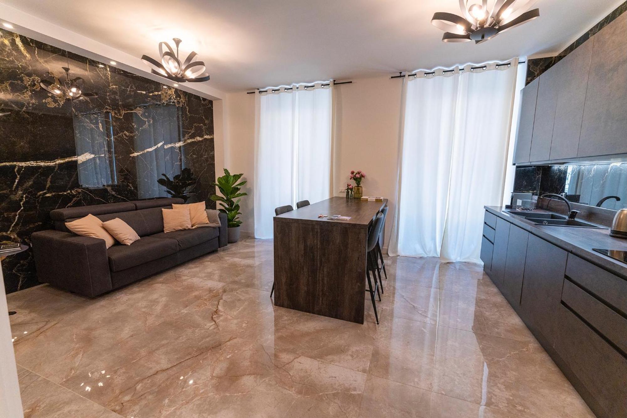 Magic Place Bergamo! Classy Apartment In The Heart Of The City Buitenkant foto