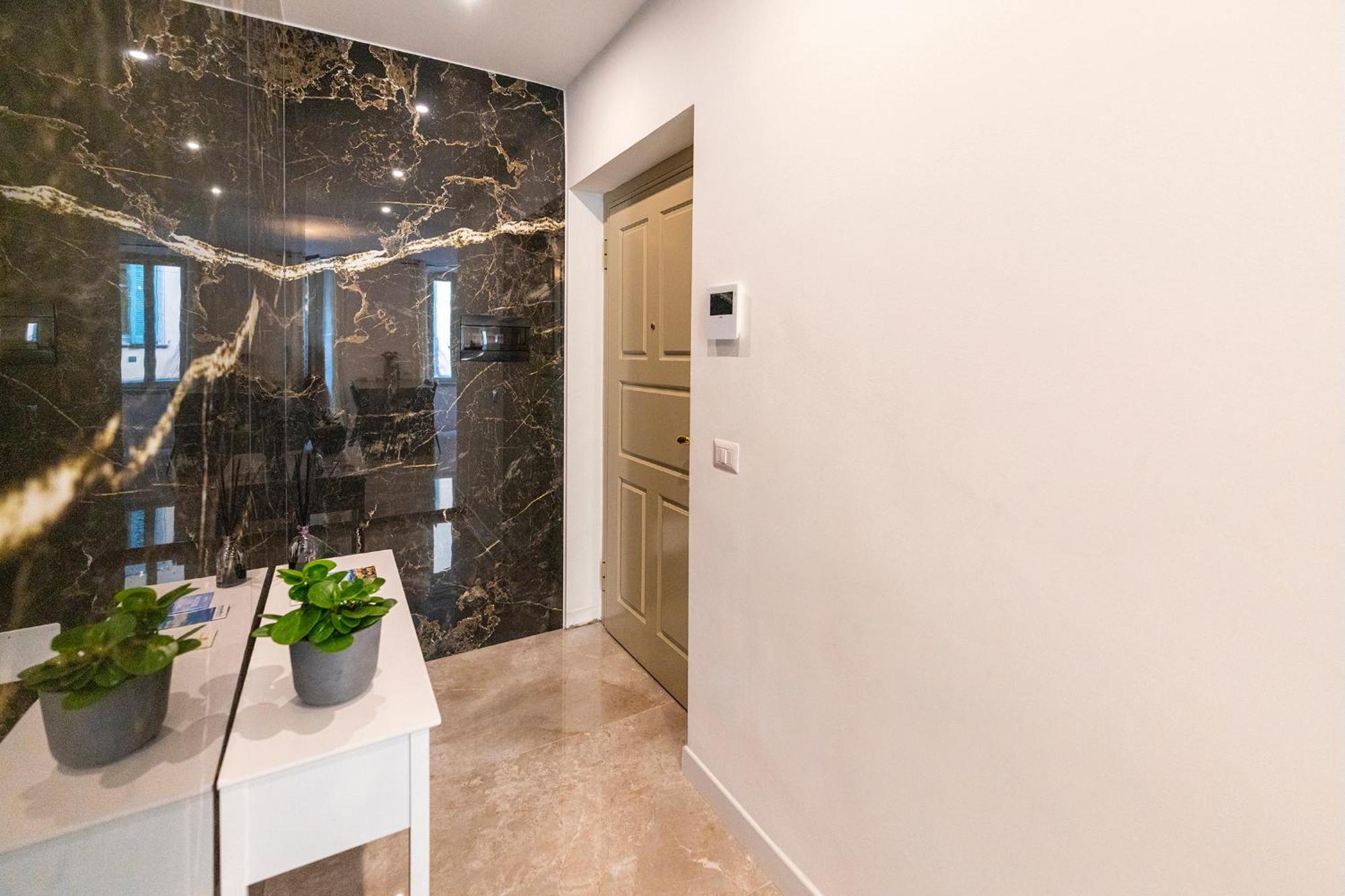Magic Place Bergamo! Classy Apartment In The Heart Of The City Buitenkant foto