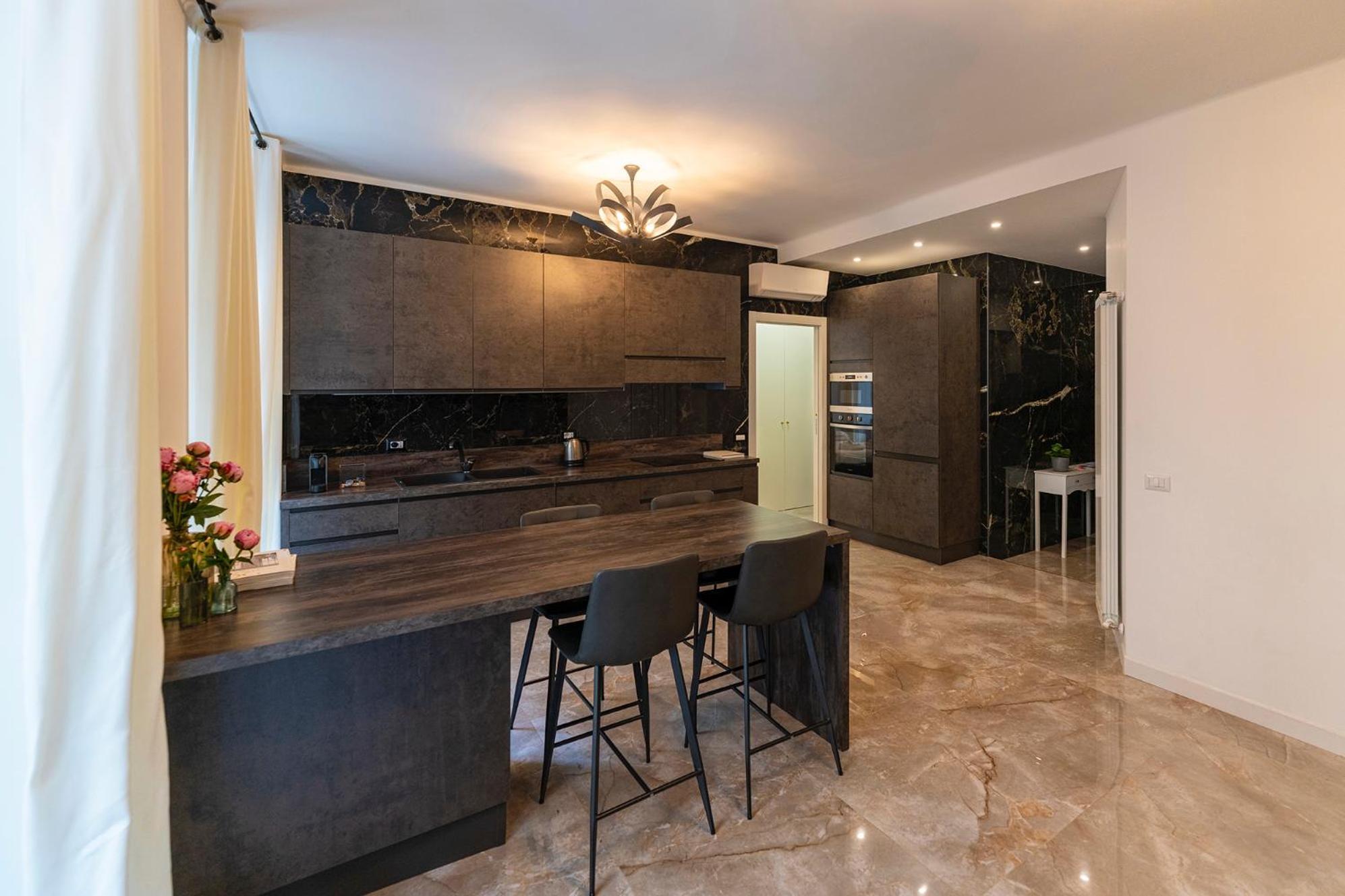 Magic Place Bergamo! Classy Apartment In The Heart Of The City Buitenkant foto
