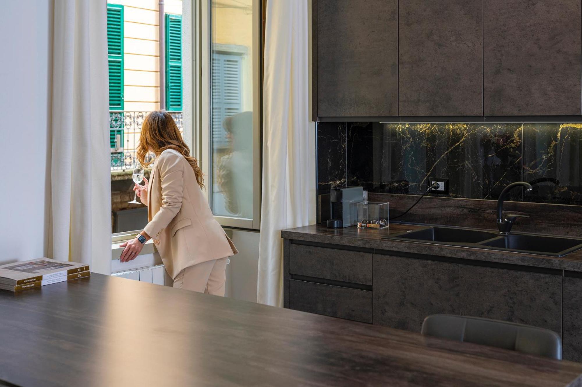 Magic Place Bergamo! Classy Apartment In The Heart Of The City Buitenkant foto
